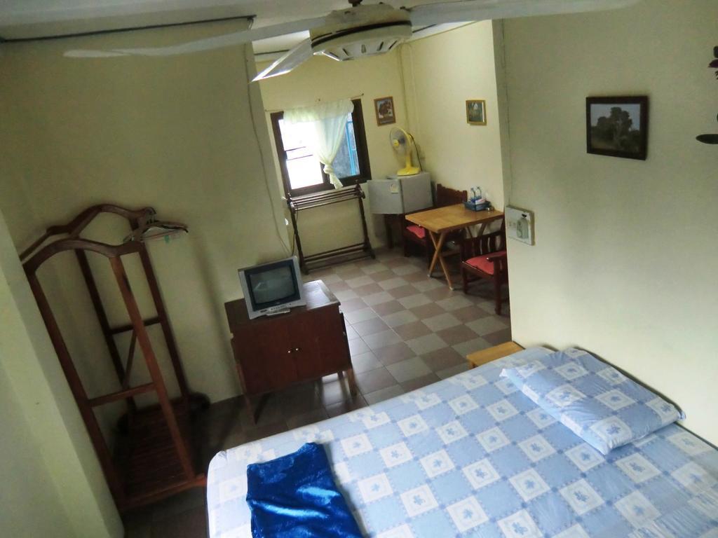 Residence House Trat Kamer foto