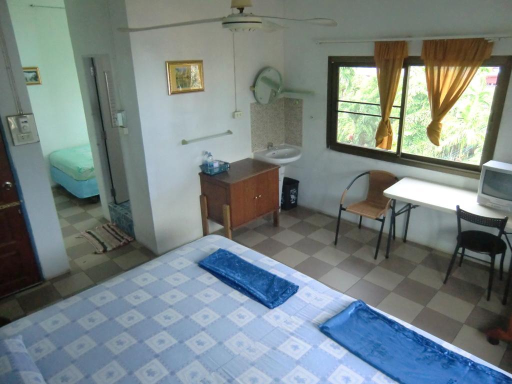 Residence House Trat Kamer foto