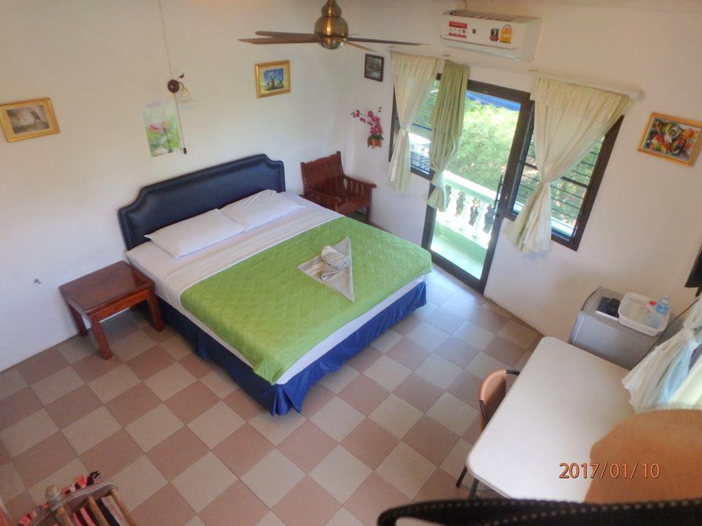 Residence House Trat Buitenkant foto