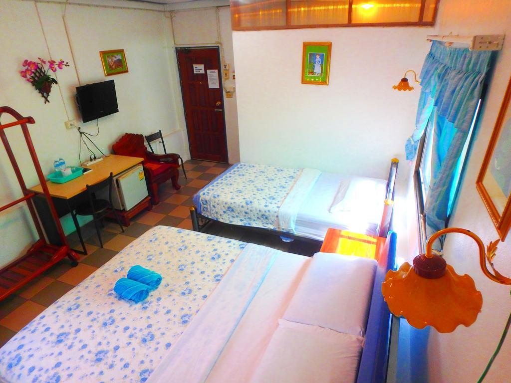 Residence House Trat Buitenkant foto